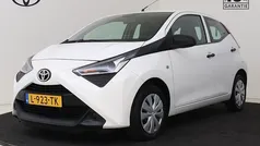 Gebruikt 2021 Toyota Aygo Hatchback | € 11.945 (Eerlijke prijs)