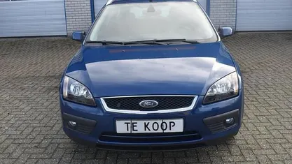 Occasion Ford Focus Ambiente 125 PK (91 kW) 2008 Blauw Stationwagen