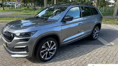 Grijs Gebruikt 2023 Skoda Kodiaq SportLine SUV | € 42.895 (Eerlijke prijs)