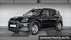 Gebruikt 2024 Mini Countryman Classic SUV | € 39.900 (Eerlijke prijs)