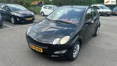 Zwart Gebruikt 2006 Smart ForFour Hatchback | € 1.950 (Eerlijke prijs)