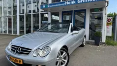 Grijs, metallic lak Gebruikt 2009 Mercedes CLK200 Avantgarde Cabriolet | € 11.950 (Eerlijke prijs)