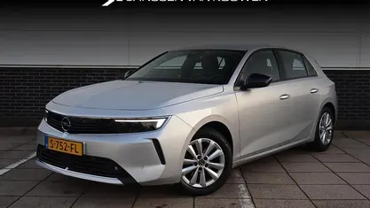 Occasion Opel Astra Edition 110 PK (80 kW) 2023 Grijs Hatchback