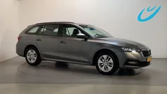 Grijs Gebruikt 2022 Skoda Octavia Business Line Stationwagen | € 18.450 (Eerlijke prijs)