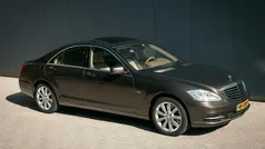 Bruin, metallic lak Gebruikt 2010 Mercedes S350 Prestige Sedan | € 19.950 (Eerlijke prijs)