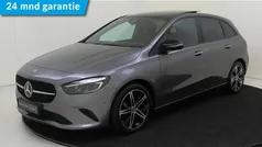 Grijs Gebruikt 2024 Mercedes B180 Luxury MPV | € 37.945 (Goede deal)