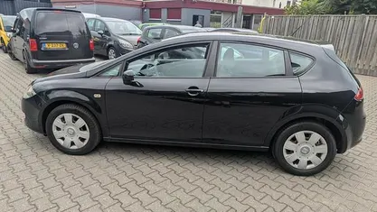 Gebruikt 2007 Seat Leon Reference Hatchback | € 1.799 (Eerlijke prijs)