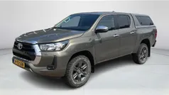 Bruin Gebruikt 2022 Toyota HiLux Premium Pickup | € 39.880 (Super prijs)