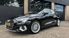 Zwart, metallic lak Gebruikt 2020 Audi A3 Sportback Business Hatchback | € 21.950 (Eerlijke prijs)