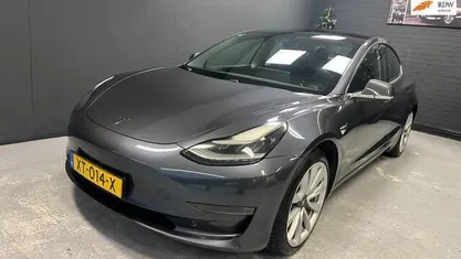Occasion Tesla Model 3 Long Range AWD 258 kW (351 PK) 2019 Sedan