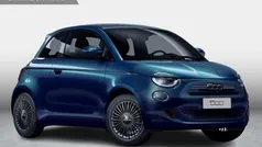 Gebruikt 2025 Fiat 500 Hatchback | € 28.690 (Eerlijke prijs)
