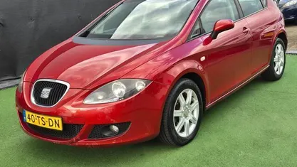 Occasion Seat Leon Stylance 105 PK (77 kW) 2007 Rood Hatchback