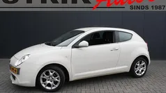 Wit Gebruikt 2011 Alfa Romeo MiTo Hatchback | € 3.998 (Eerlijke prijs)