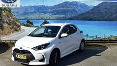 Wit Gebruikt 2021 Toyota Yaris Hybrid Active Hatchback | € 19.595 (Eerlijke prijs)