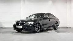 Gebruikt 2024 BMW 320 Shadowline Sedan | € 41.899 (Eerlijke prijs)
