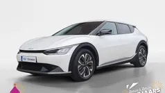 Gebruikt 2024 Kia EV6 Light SUV | € 30.640 (Eerlijke prijs)