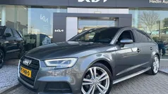 Grijs Gebruikt 2017 Audi A3 Sportback S-Line Hatchback | € 18.495 (Eerlijke prijs)