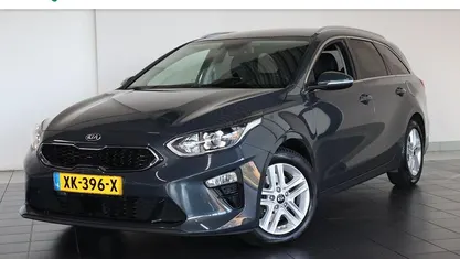 Gebruikt 2019 Kia Ceed Hatchback | € 15.840 (Eerlijke prijs)