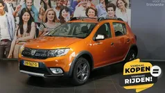 Oranje Gebruikt 2017 Dacia Sandero Stepway Hatchback | € 9.250 (Eerlijke prijs)