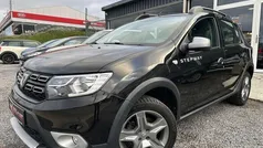 Grijs Gebruikt 2018 Dacia Sandero Prestige Hatchback | € 10.800 (Eerlijke prijs)