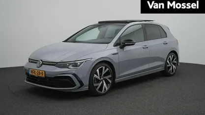 Occasion 2024 VW Golf VIII Business Hatchback | € 32.900 (Eerlijke prijs)