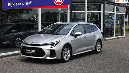 Gebruikt 2025 Suzuki Swace Style Stationwagen | € 34.999 (Goede deal)