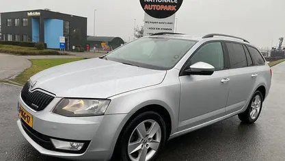 Occasion Skoda Octavia Business Line 110 PK (80 kW) 2014 Hatchback