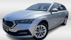 Grijs Gebruikt 2024 Skoda Octavia Business Line Stationwagen | € 31.950 (Eerlijke prijs)