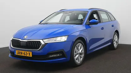 Gebruikt 2023 Skoda Octavia Business Line Stationwagen | € 25.900 (Super prijs)
