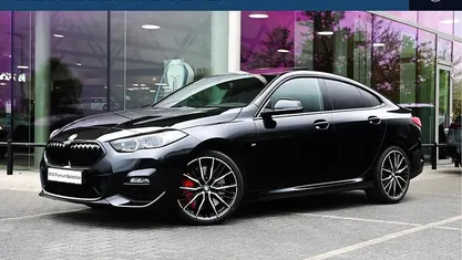 Saphirschwarz Gebruikt 2021 BMW 220 Executive Coupé | € 29.950 (Eerlijke prijs)