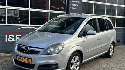 Gebruikt 2005 Opel Zafira Enjoy MPV | € 2.990 (Eerlijke prijs)