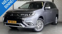 Gebruikt 2018 Mitsubishi Outlander P-HEV Intense SUV | € 18.950 (Eerlijke prijs)