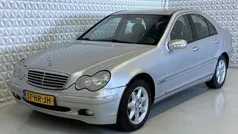 Grijs Gebruikt 2001 Mercedes C240 Elegance Sedan | € 1.199 (Eerlijke prijs)