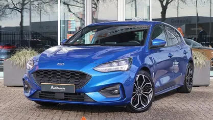 Occasion 2021 Ford Focus ST-Line Hatchback | € 16.900 (Eerlijke prijs)