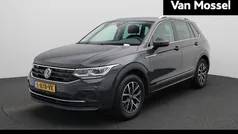 Grijs Gebruikt 2021 VW Tiguan Business SUV | € 23.900 (Eerlijke prijs)