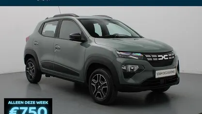 Groen Gebruikt 2023 Dacia Spring Essentiel Hatchback | € 11.490 (Eerlijke prijs)