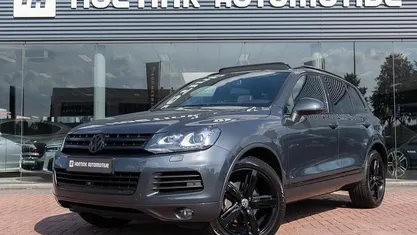 Grijs Gebruikt 2013 VW Touareg R-line SUV | € 15.440 (Eerlijke prijs)