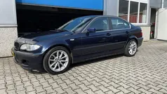 Blauw Gebruikt 2001 BMW 325 Executive Sedan | € 3.450 (Eerlijke prijs)