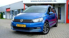 Blauw Gebruikt 2019 VW Touran Comfortline MPV | € 19.450 (Eerlijke prijs)