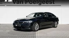 Black sapphire metallic (zwart metallic) Gebruikt 2020 BMW 520 Executive Sedan | € 29.900 (Super prijs)