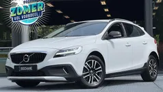 Wit Gebruikt 2018 Volvo V40 CC Stationwagen | € 20.045 (Goede deal)