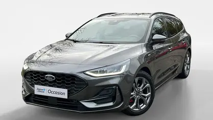 Grijs Occasion 2024 Ford Focus ST-Line X Stationwagen | € 25.490 (Eerlijke prijs)