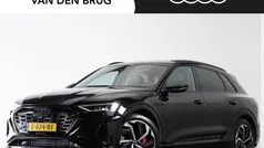 Zwart Gebruikt 2023 Audi Q8 e-tron S-Line SUV | € 60.195 (Eerlijke prijs)