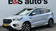 Grijs Gebruikt 2019 Ford Kuga ST-Line SUV | € 20.700 (Eerlijke prijs)