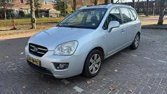 Grijs Gebruikt 2007 Kia Carens MPV | € 1.991 (Eerlijke prijs)