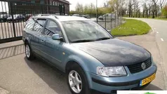 Groen Gebruikt 1999 VW Passat Trendline Stationwagen | € 950