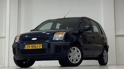 Blauw Gebruikt 2010 Ford Fusion Cool & Sound Edition MPV | € 2.944 (Eerlijke prijs)