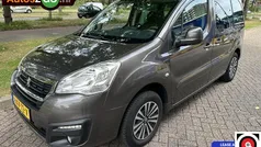Grijs Gebruikt 2017 Peugeot Partner Active MPV | € 12.950 (Eerlijke prijs)