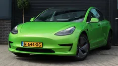 Rood Gebruikt 2020 Tesla Model 3 Standard Range Sedan | € 19.995 (Goede deal)