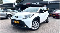 Wit Gebruikt 2022 Toyota Aygo Hatchback | € 18.900 (Eerlijke prijs)